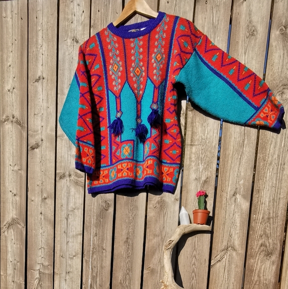 Bold Funky Print Vintage Tassel Sweater - Picture 2 of 7